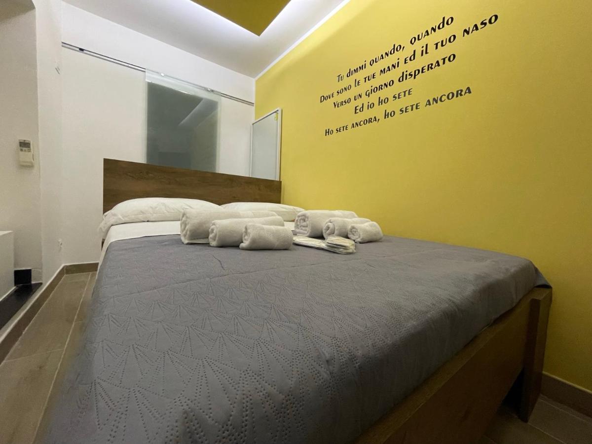 Yes I Know My Room - Mini Room Martiri Neapol Zewnętrze zdjęcie