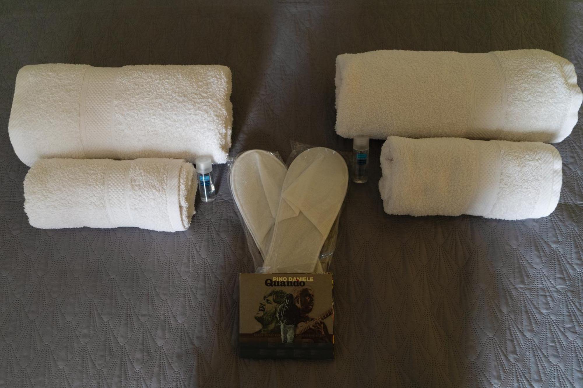Yes I Know My Room - Mini Room Martiri Neapol Zewnętrze zdjęcie